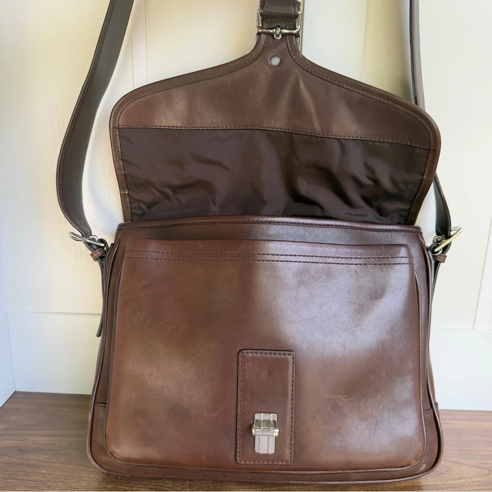 Vintage Coach Leather Crossbody Messenger Bag #5735 Unisex Brown Saddle Leather